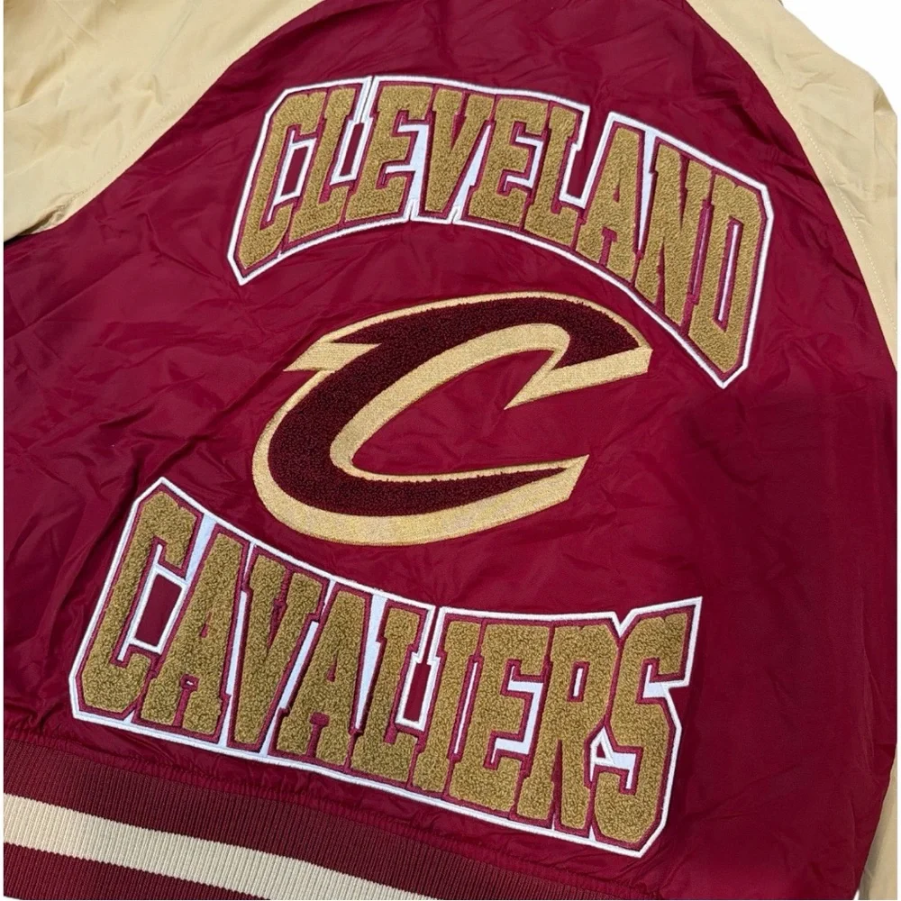 New Era Cleveland Cavaliers Bomber Jacket - Size S‎
